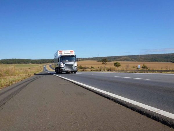 Pedágios ficam mais caros hoje nas rodovias paulistas