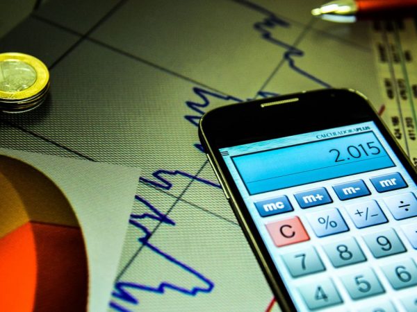 Indicador de Incerteza da Economia sobe 0,6 ponto, revela FGV