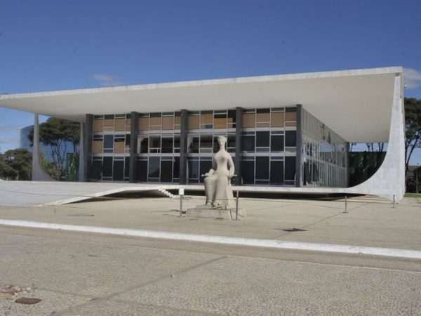 STF marca para amanhã análise de acordo sobre ICMS de combustíveis