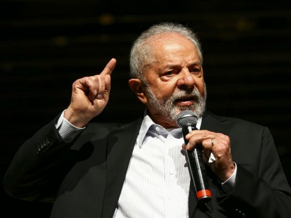 Lula deve deixar encontro com Biden para o início de 2023
