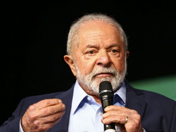 Chefes de Funai e Sesai serão indígenas, diz Lula