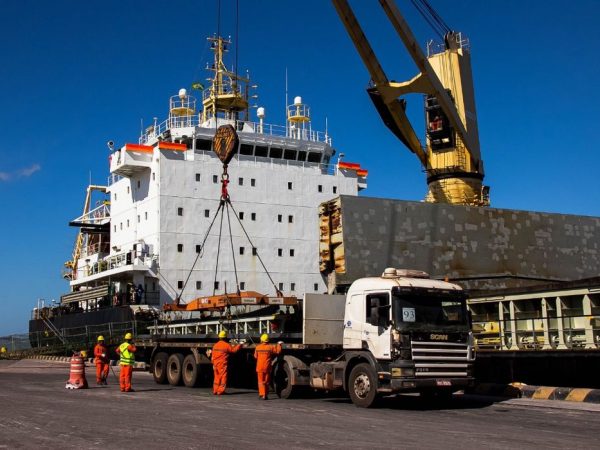 PIB varia 0,4% no terceiro trimestre de 2022, diz IBGE