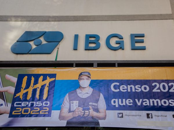 Presidente do IBGE é exonerado, e diretor assume de maneira interina