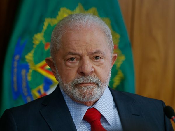 Lula afirma que Europa é prioridade para Mercosul, ‘depois a China’