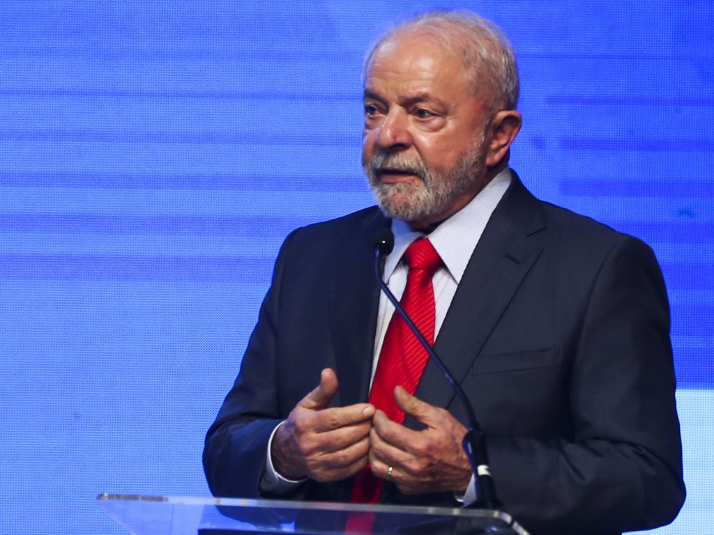 Lula diz que Bolsonaro tem culpa sobre atos de vandalismo em Brasília