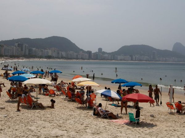 Lojistas do Rio de Janeiro projetam alta de 2,5% nas vendas de verão