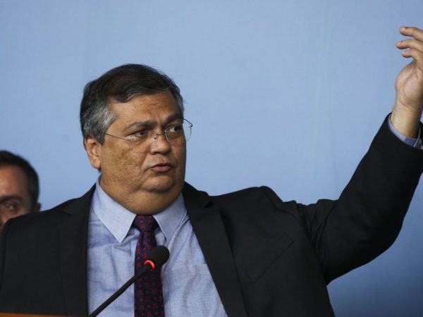 Ministro anuncia órgão para monitorar violência contra jornalistas