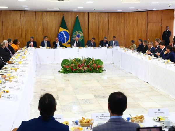 Padilha nega discussão sobre mudanças na lei de autonomia do BC