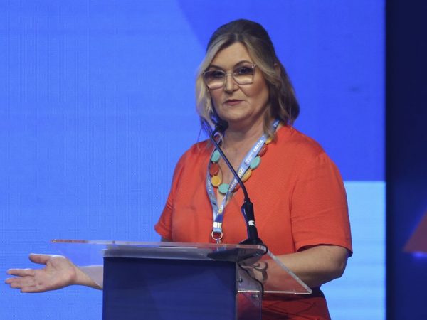 Presidente da Caixa critica juros a 13,75%