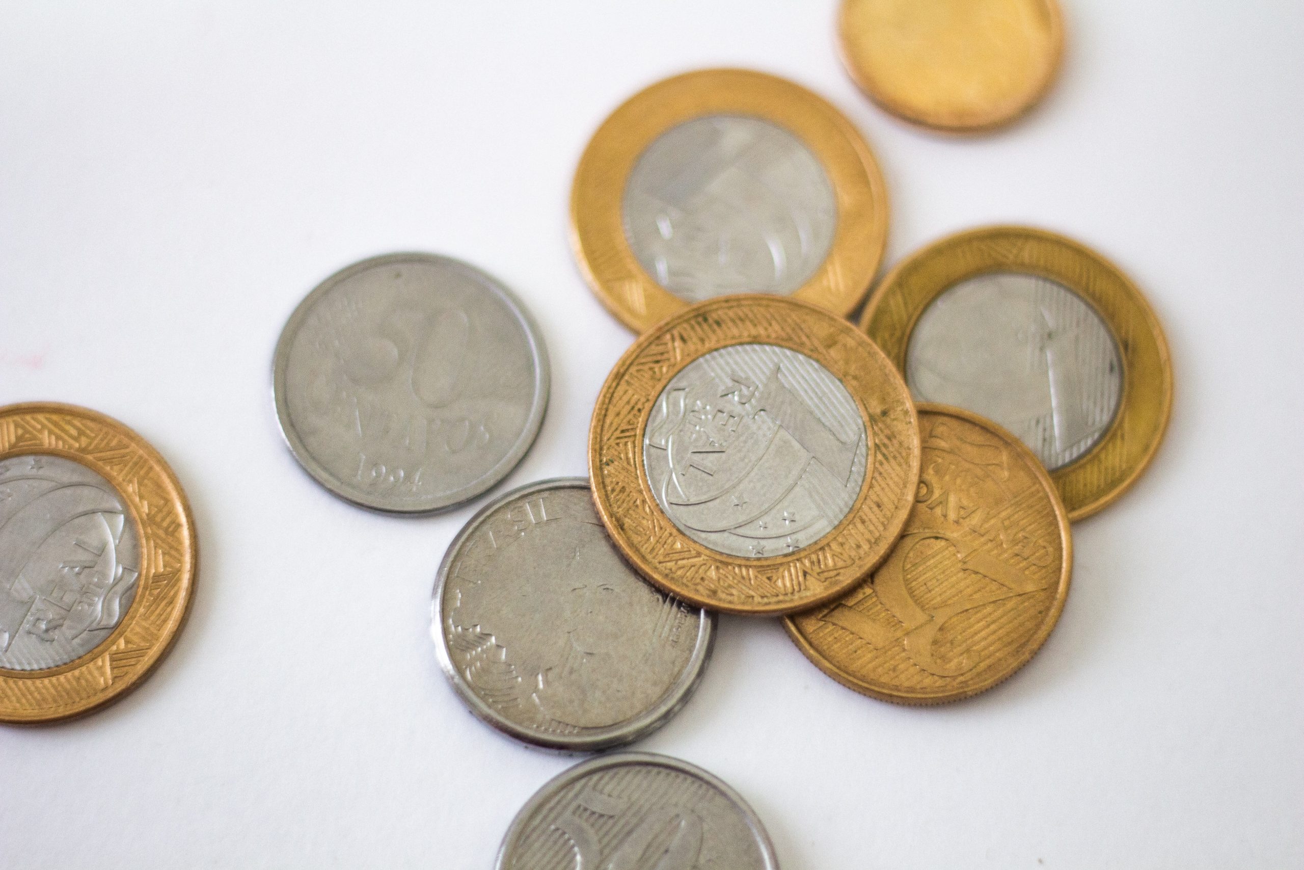 Poupança tem retirada recorde de R$ 33,63 bi em janeiro