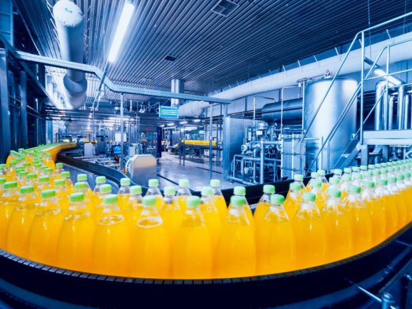 Confiança do empresário industrial aumenta em fevereiro