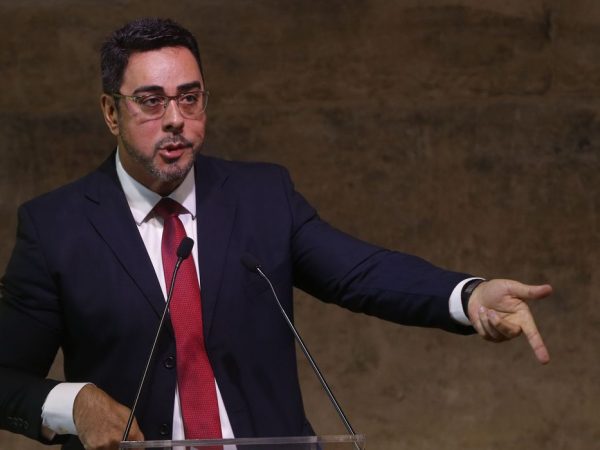 CNJ abre processo disciplinar e afasta juiz Marcelo Bretas do cargo