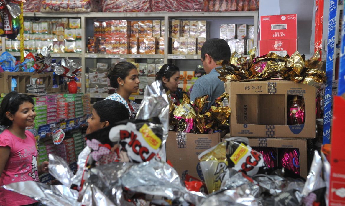 Intenção de Consumo das Famílias cresce 0,8% no Brasil
