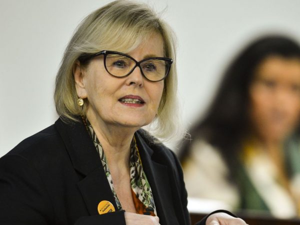 Rosa Weber e Janja defendem maior participação de mulheres no poder