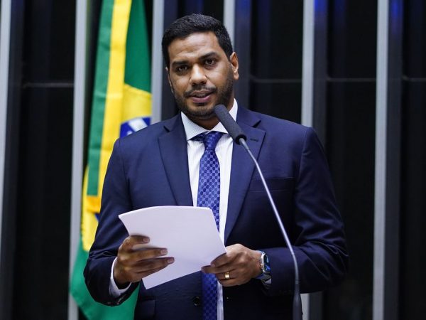 Ex-deputado federal por Roraima toma posse como ministro do TCU