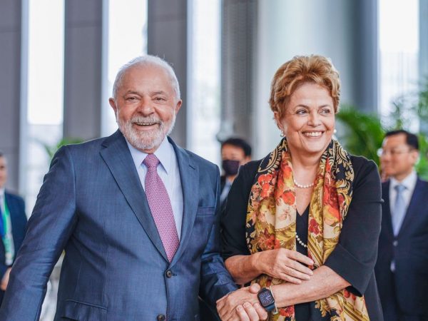 Lula destaca viés social do Banco do Brics em posse de Dilma Rousseff