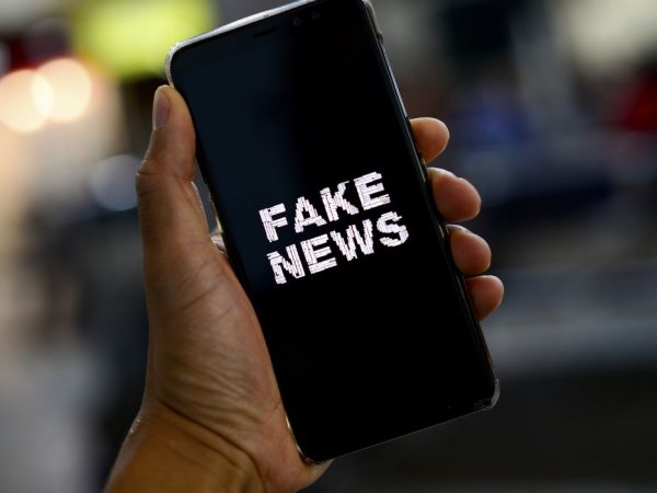 Câmara pode votar urgência do PL das fake news nesta semana