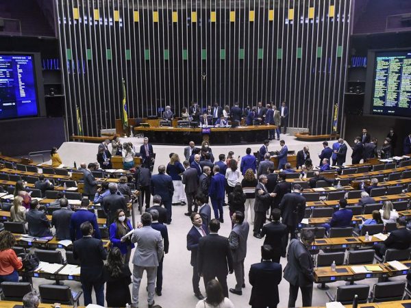 Representantes do comércio pedem que Congresso vote contra MP