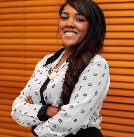 Jornalista Kelly Couto comanda um Programa de Entrevistas no Canal Empreender