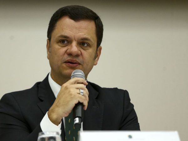 PF investiga interferência de Anderson Torres no 2º turno de eleições
