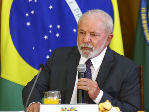Lula quer atrair investimentos chineses para o Brasil
