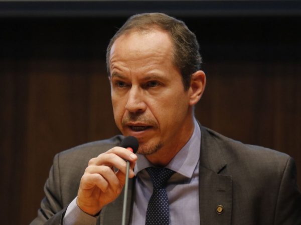 Governo Lula exonera 29 agentes do GSI após crise das imagens do 8/1