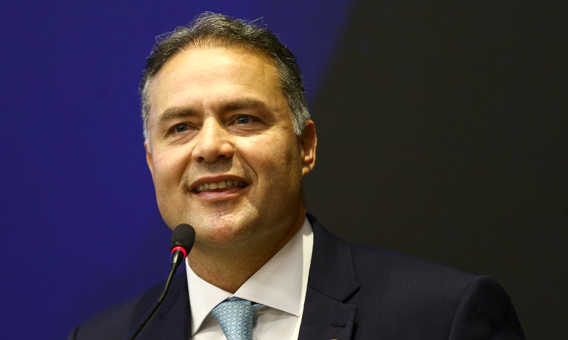 Renan Filho: arcabouço fiscal garante investimento em infraestrutura