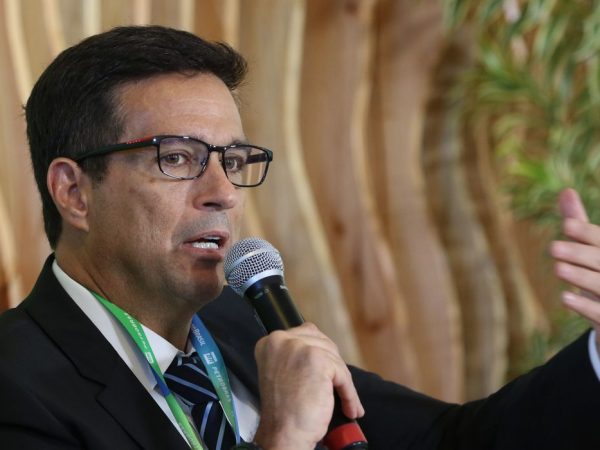 Para presidente do BC, ruído com governo afeta previsão de inflação