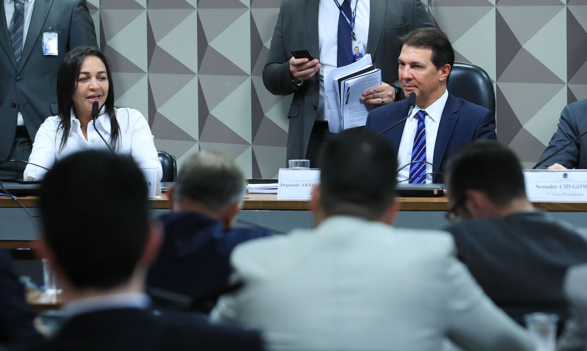 Arthur Maia é eleito presidente da CPMI de atos antidemocráticos