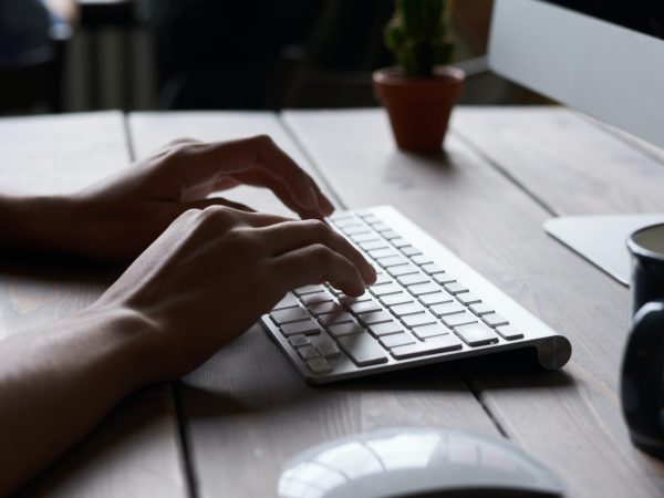Abrasca e Security Design Lab lançam pesquisa inédita sobre cibersegurança entre empresas de capital aberto