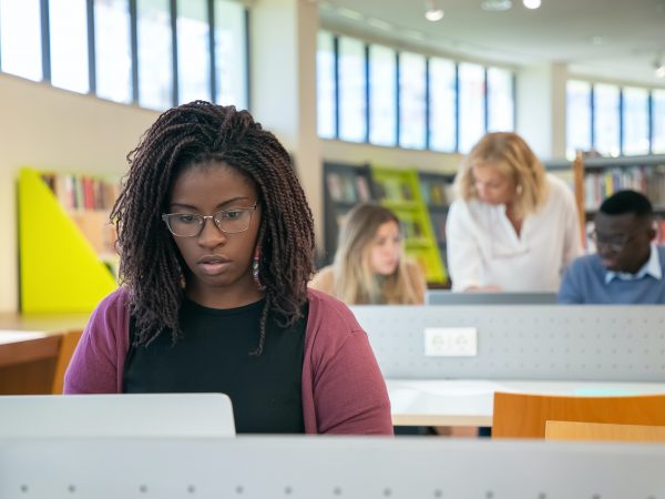 Semana acadêmica de comunicação oferece workshops e palestras gratuitas para estudantes e profissionais da área