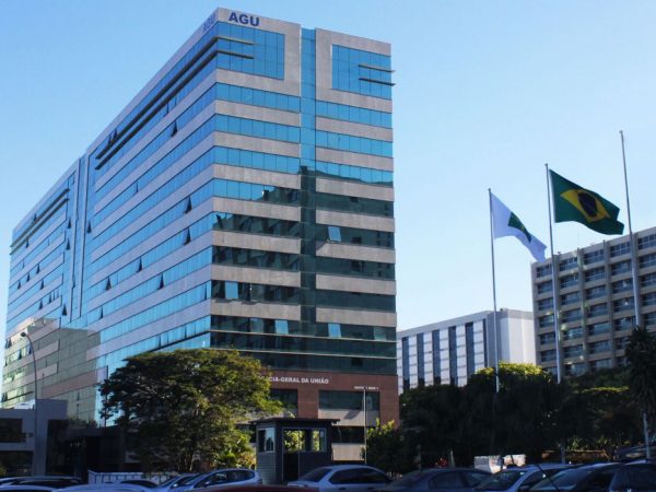 AGU quer expor mercado de compra e venda de precatórios