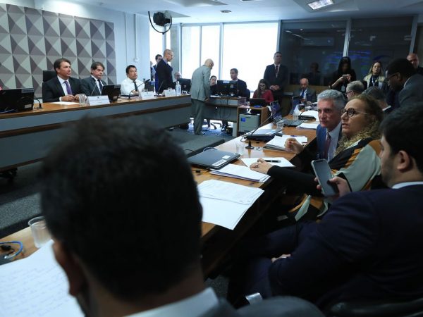 CPMI do golpe autoriza acesso a processo sobre vacinação de Bolsonaro