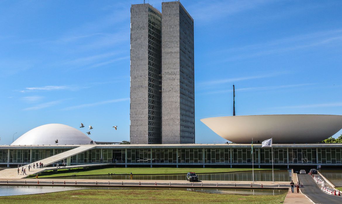 Congresso aprova novo arcabouço fiscal e põe fim ao teto de gastos
