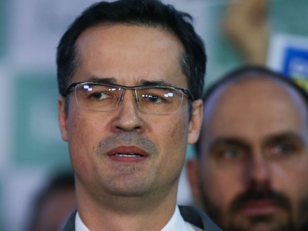 Deltan Dallagnol recorre ao STF para suspender cassação do mandato