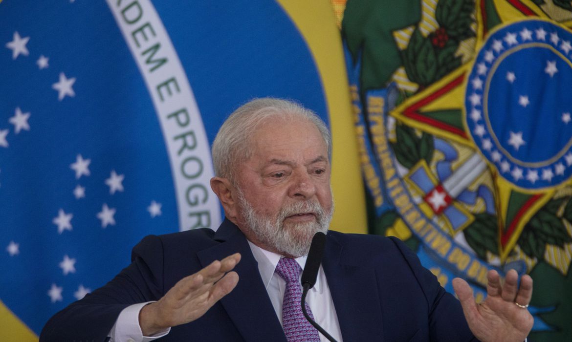 Presidente Lula diz que criará ministério para pequena e média empresa
