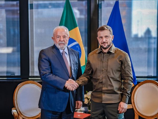 Lula e Zelensky tiveram “entendimento mútuo”, diz chanceler