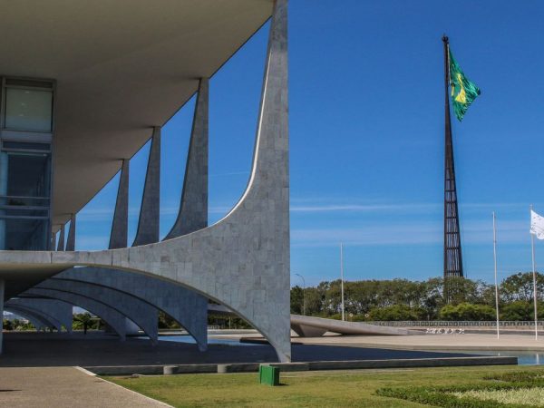 Governo cria grupo de trabalho para promover crescimento do país
