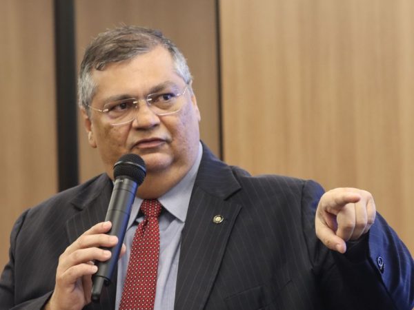 Polícia Federal vai investigar irregularidades em acordos da Lava Jato