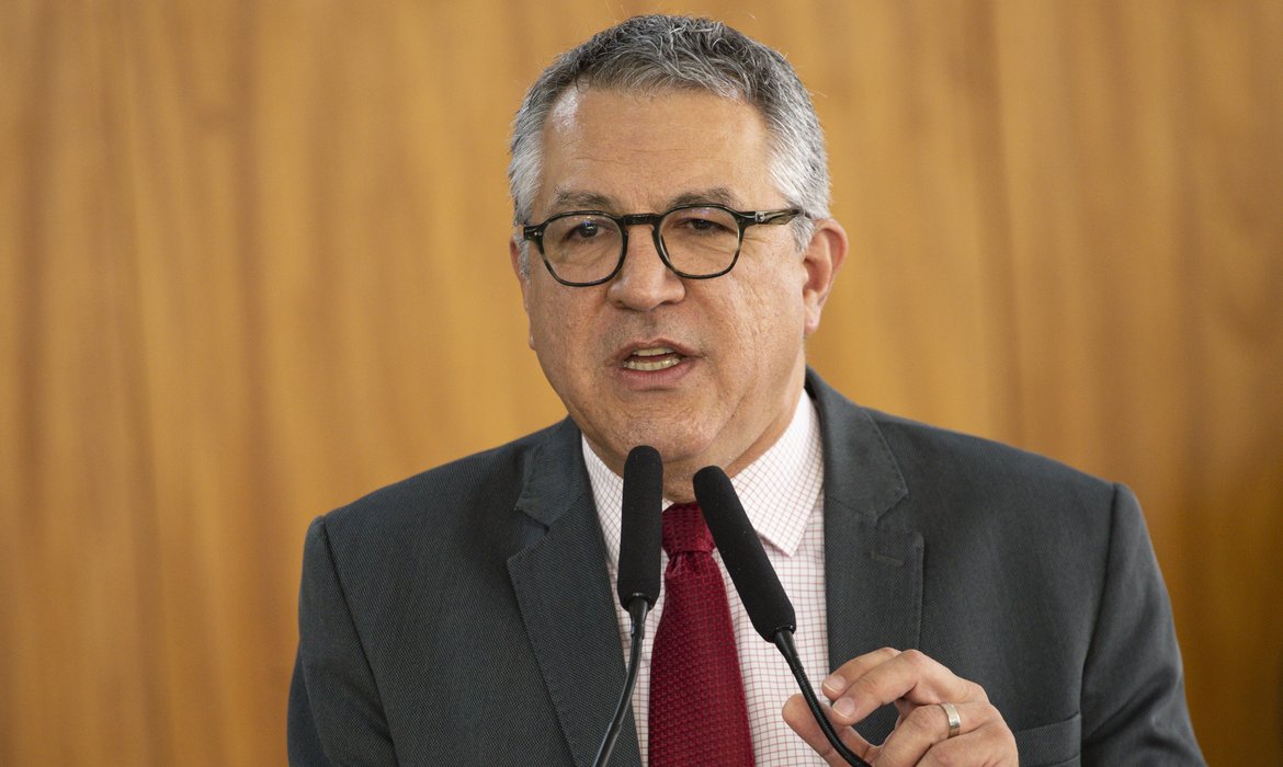 Padilha diz que há sintonia de Lula e Haddad sobre política econômica 