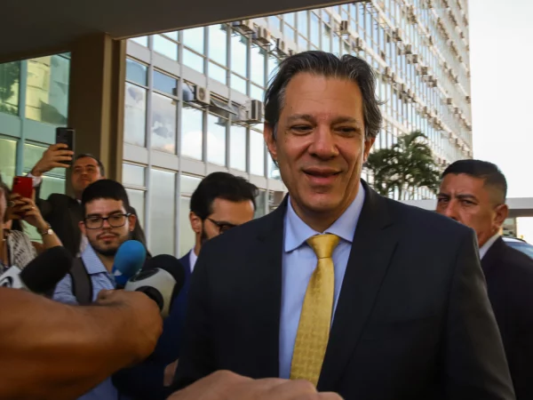 Haddad enviará projeto sobre ajudas a investimentos de empresas