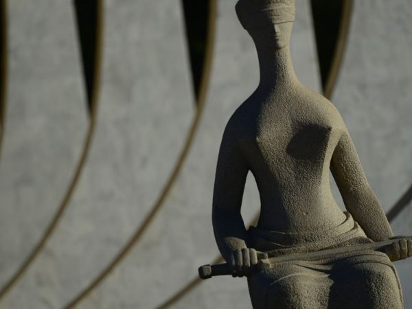 STF: suspensão de direitos políticos não impede posse em cargo público