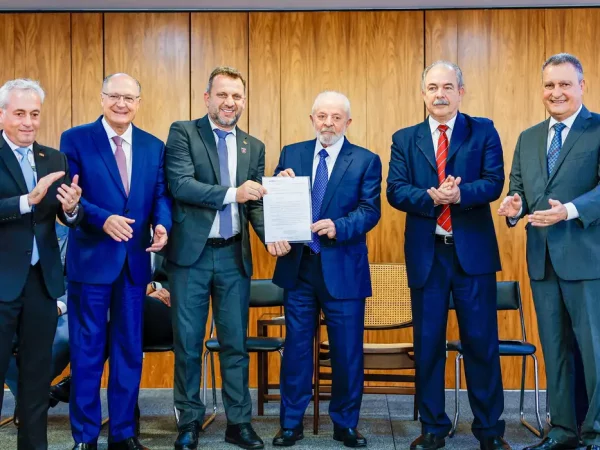 Bancos públicos investem R$ 56 bi em projetos de estados e municípios