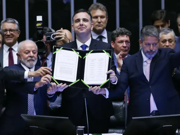 Entenda a reforma tributária promulgada nesta quarta