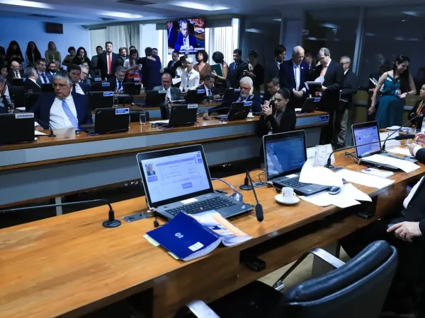 BB e BNDES são autorizados a contratar empréstimos externos