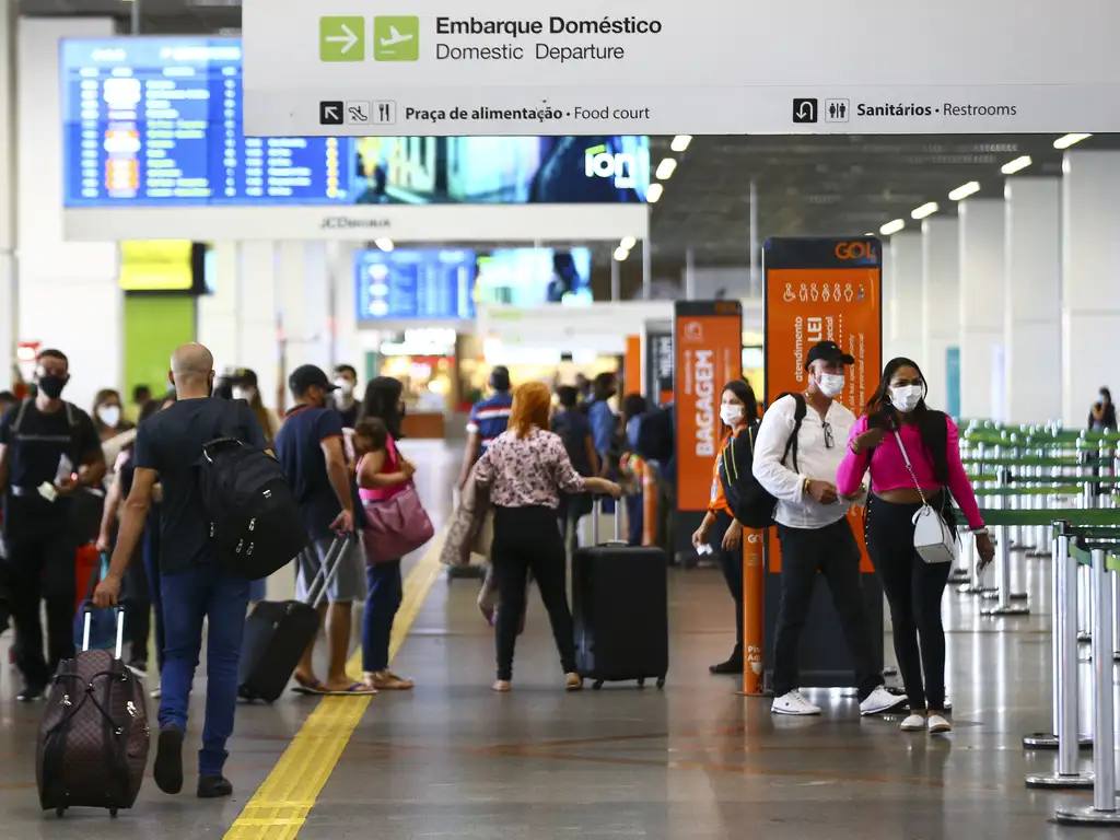 Alta temporada do turismo deve movimentar R$ 155 bilhões no Brasil