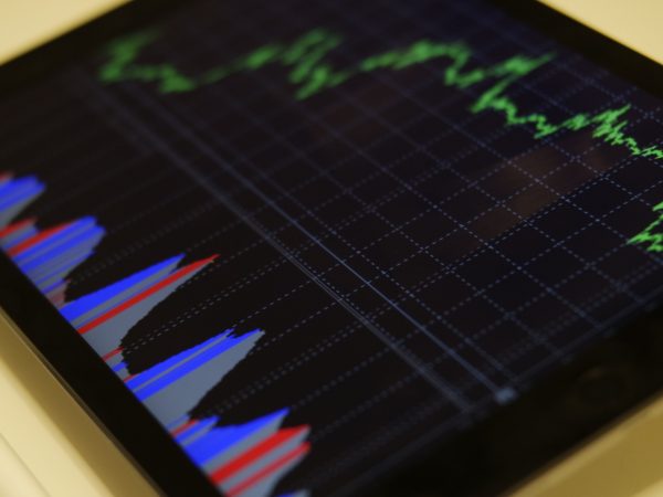 Itaú e Genial Investimentos são as primeiras corretoras a se conectar no mercado da BEE4