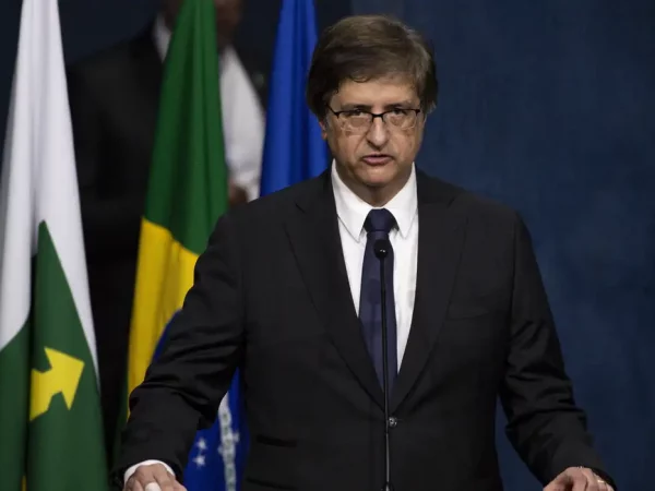 Ao tomar posse, Gonet diz que MP é técnico e não busca holofotes