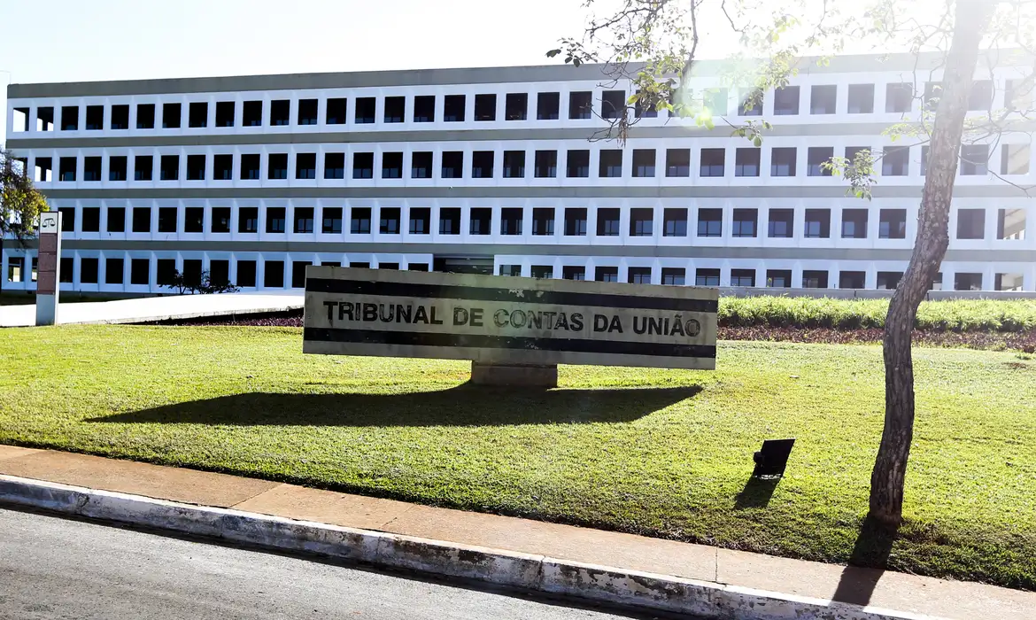 TCU aprova auditoria em presentes recebidos por Lula em 2023