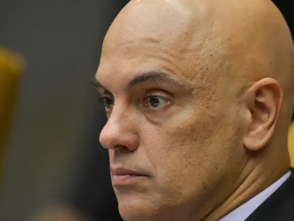 Moraes autoriza acesso da CGU às investigações contra Bolsonaro